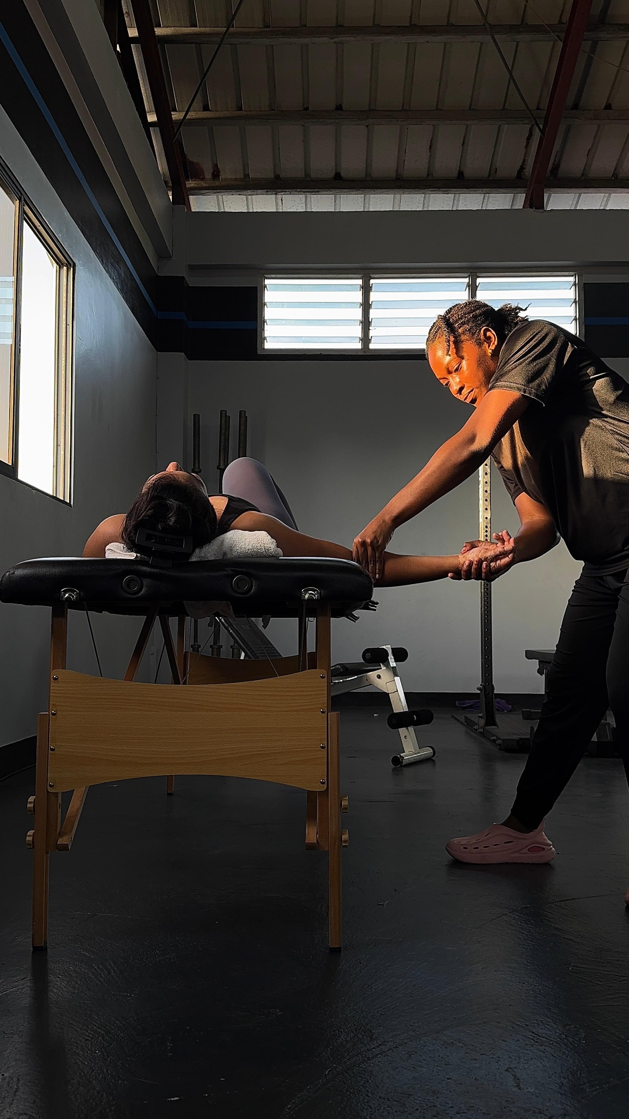 Lower Body Massage treatment